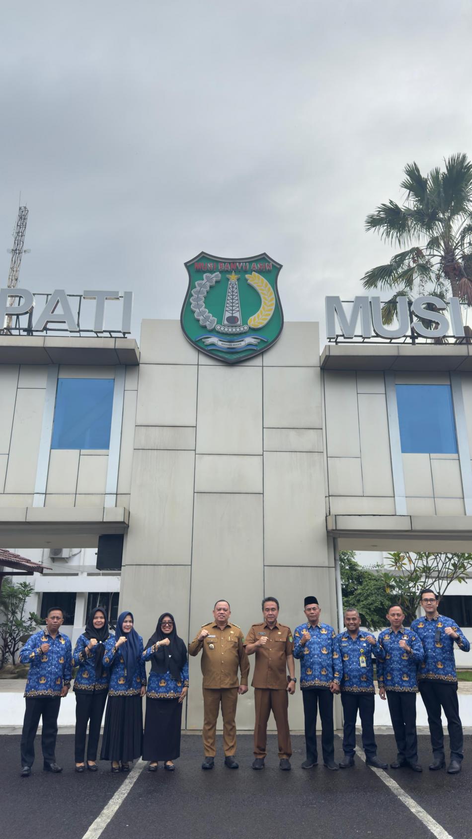 81WhatsApp Image 2025-02-18 at 10.29.17.jpeg